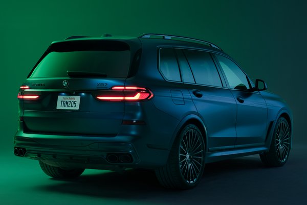 2026 BMW ALPINA XB7 MANUFAKTUR