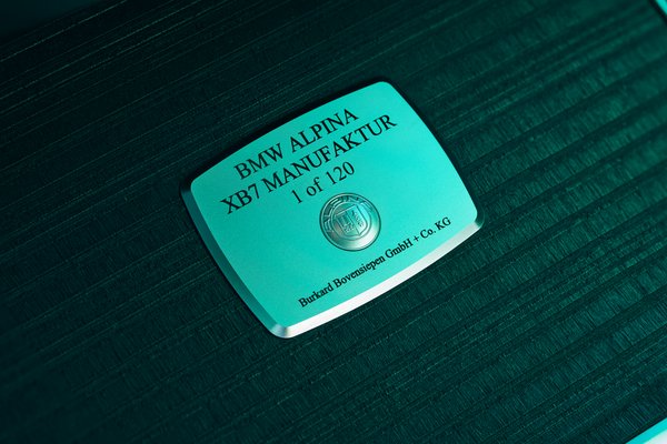 2026 BMW ALPINA XB7 MANUFAKTUR