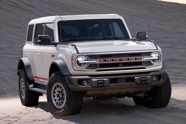 2026 Ford Bronco 60th Anniversary edition 4d