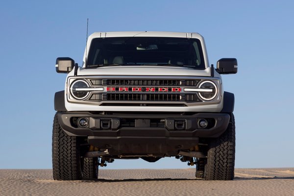 2026 Ford Bronco 60th Anniversary edition 4d