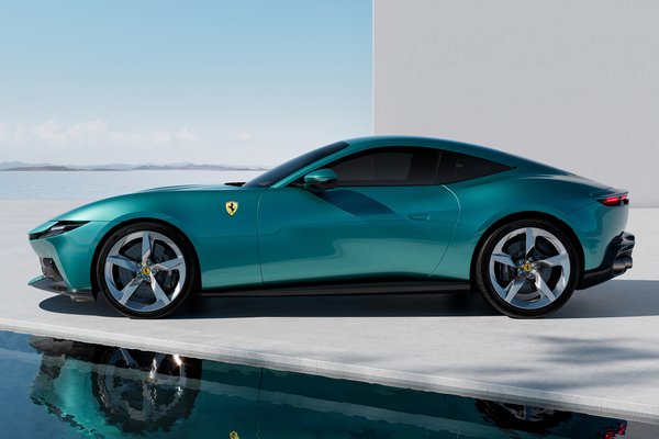 2027 Ferrari Amalfi