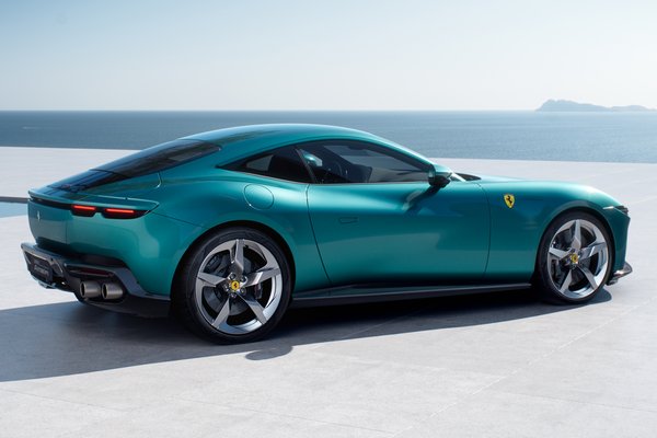 2027 Ferrari Amalfi