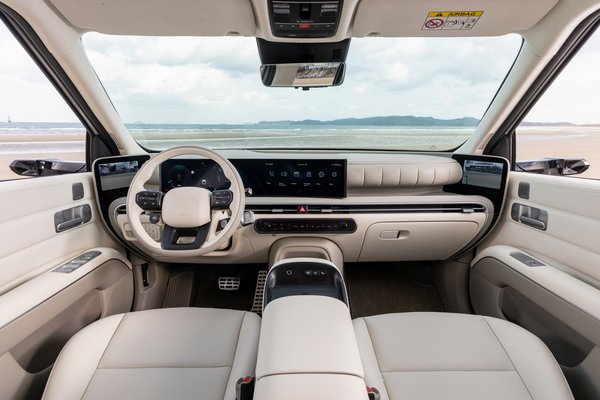 2026 Hyundai Nexo Interior