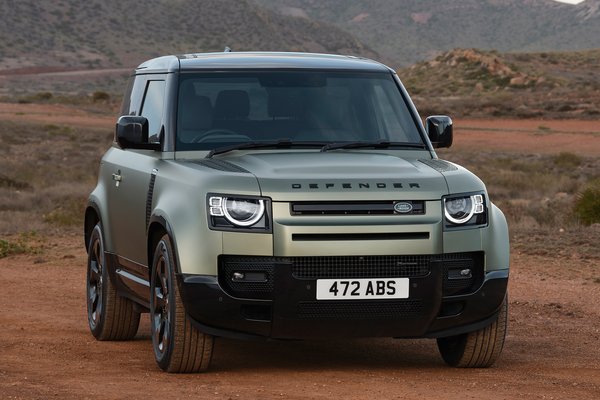 2025 Land Rover Defender 90