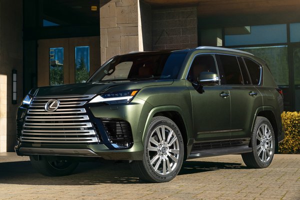 2026 Lexus LX 700h