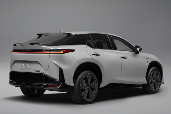 2026 Lexus RZ 550e