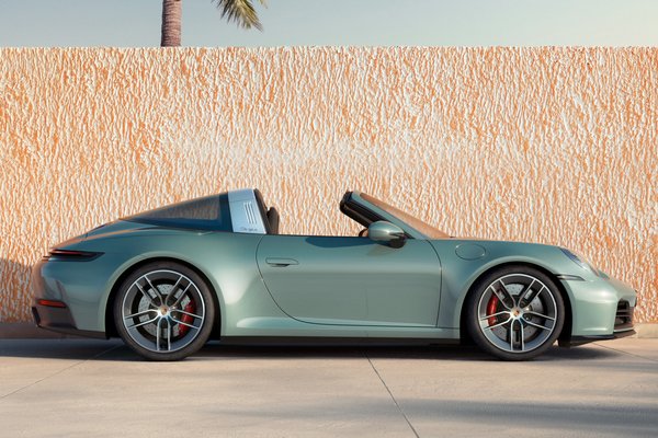 2026 Porsche 911 4S Targa
