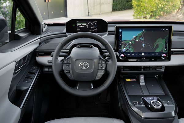 2026 Toyota C-HR Instrumentation