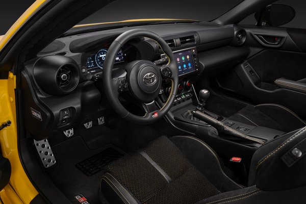 2026 Toyota GR 86 Yuzu edition Interior