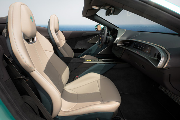 2027 Ferrari Amalfi Spider interior