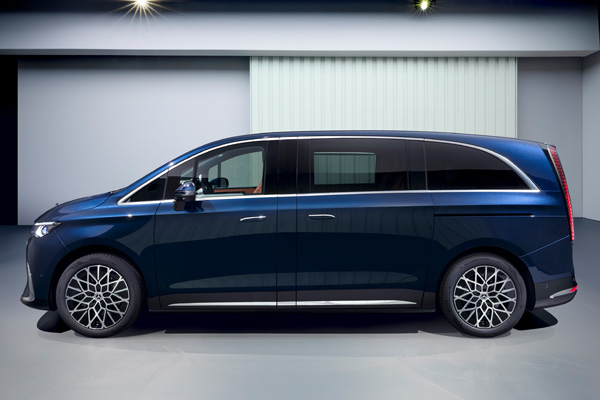 2027 Mercedes-Benz VLE-Series 